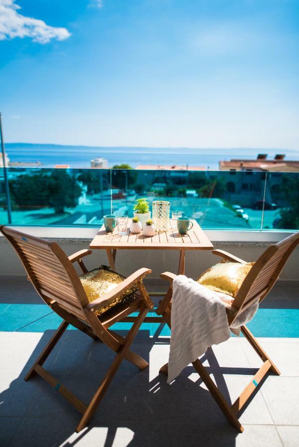 Apartment Mikulić Makarska Bagian luar foto